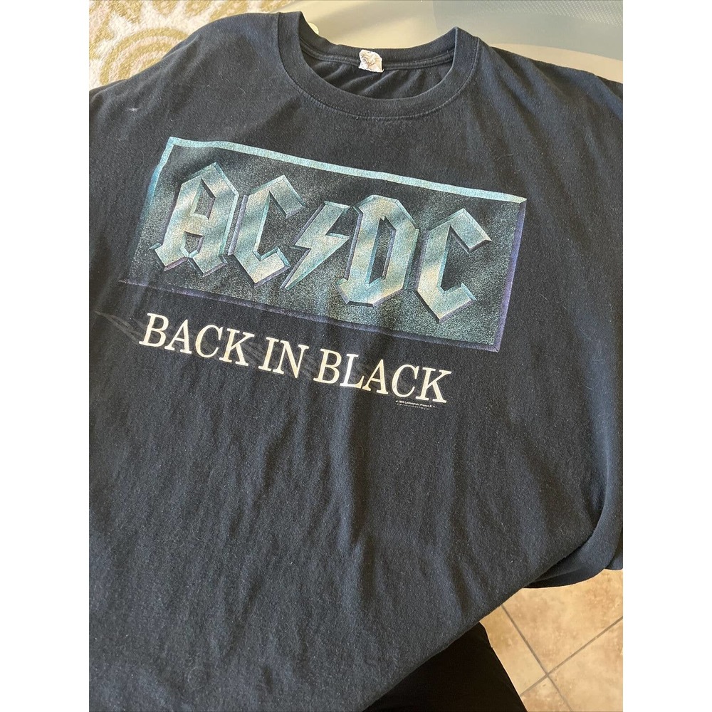 AC/DC Back in Black Pre Shrunk 2X tee shirt